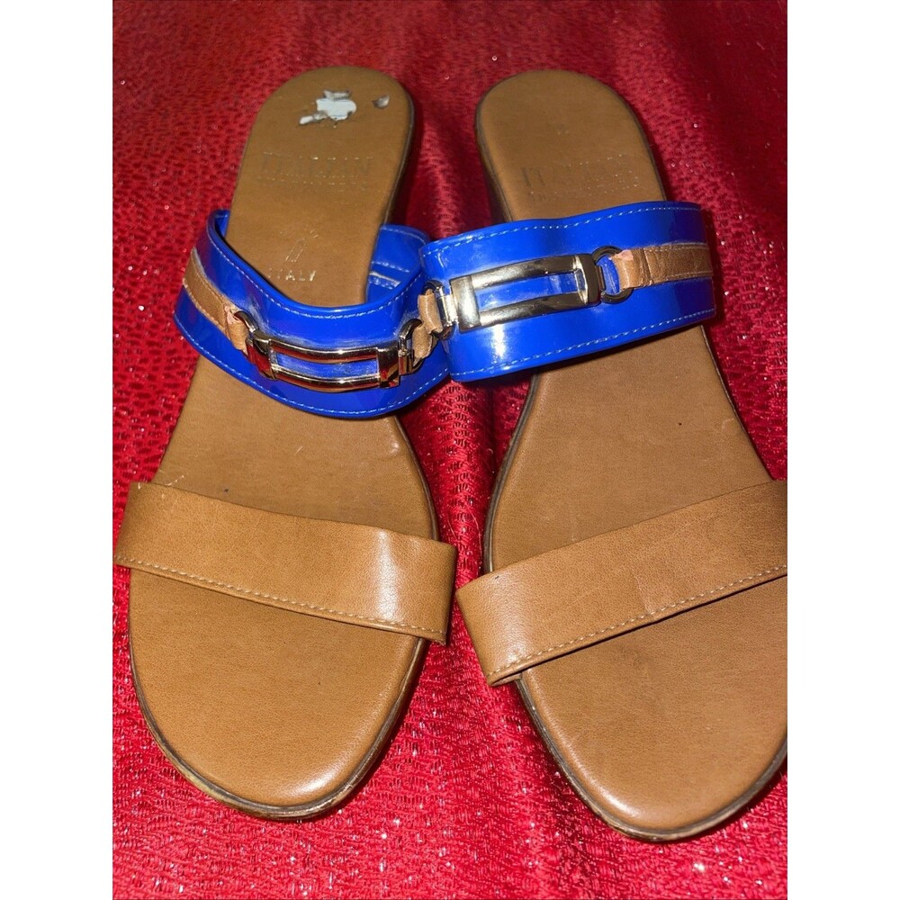 Women’s Italian Shoemaker Sandals 9 Slip On Blue Gold Metal